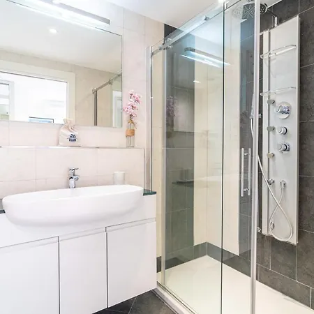 Rue D'antibes Premium 2 Bdr 2 Baths Exclusive Olam