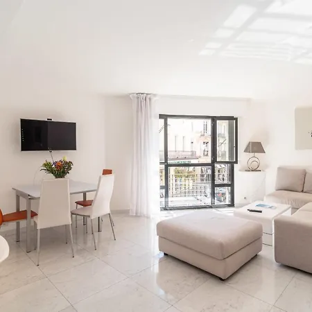 Rue D'antibes Premium 2 Bdr 2 Baths Exclusive Olam Апартаменты *