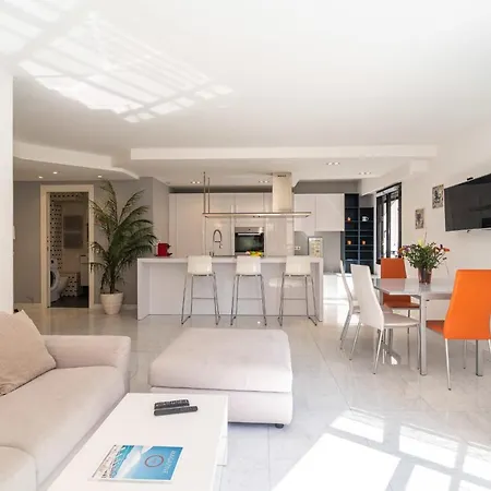 Rue D'antibes Premium 2 Bdr 2 Baths Exclusive Olam Апартаменты *