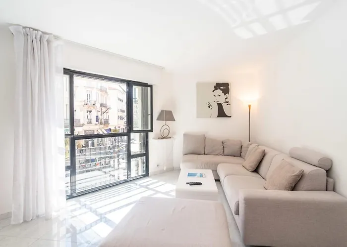 Rue D'antibes Premium 2 Bdr 2 Baths Exclusive Olam Daire Cannes