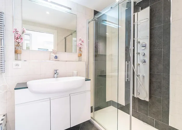 Rue D'antibes Premium 2 Bdr 2 Baths Exclusive Olam